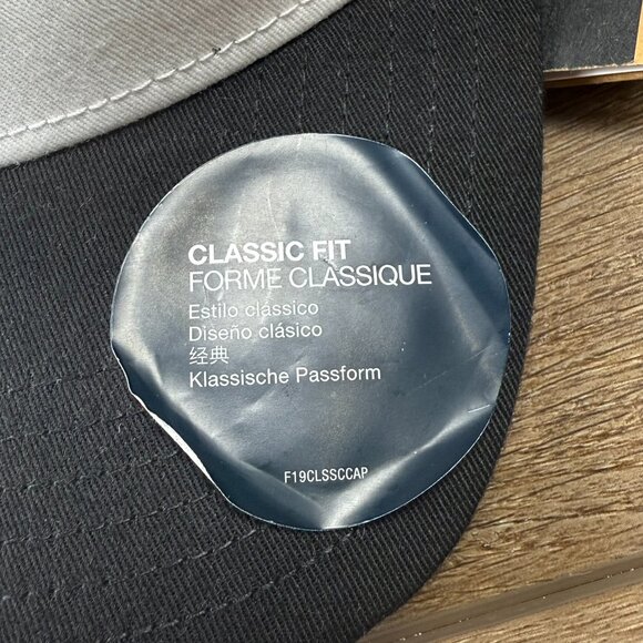 The North Face Embroidered Mudder Trucker Hat Black/White, Adjustable, Mountains - Picture 3 of 9